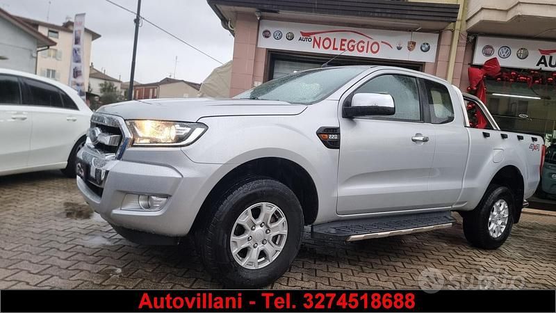 Usata Ford Ranger XLT 160 CV (117 kW) 2016 Grigio Pick-up