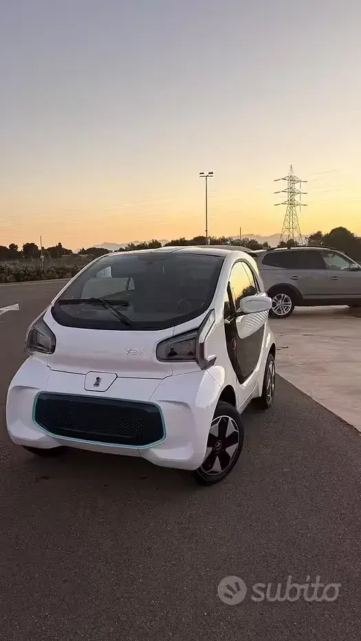 Usata XEV Yoyo 7 kW (10 CV) 2024 Bianco Utilitaria