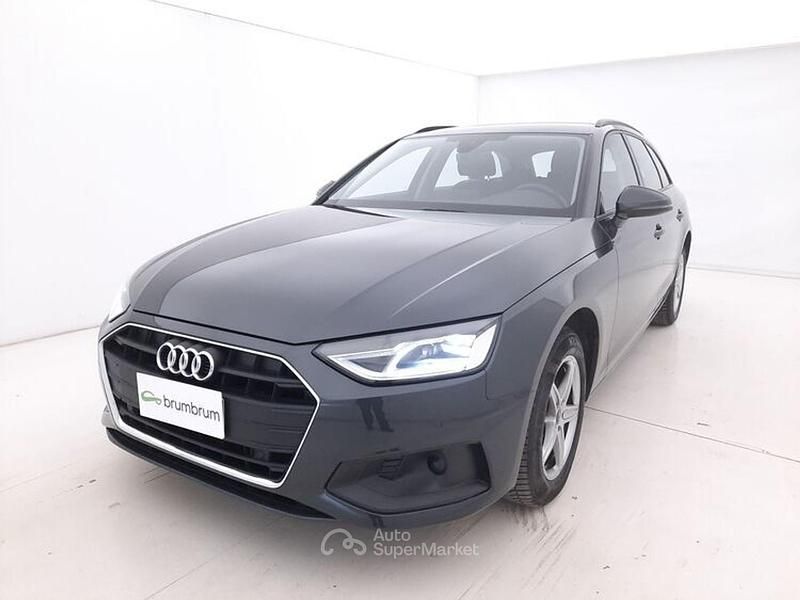Usata Audi A4 163 CV (119 kW) 2021 Gray Station wagon