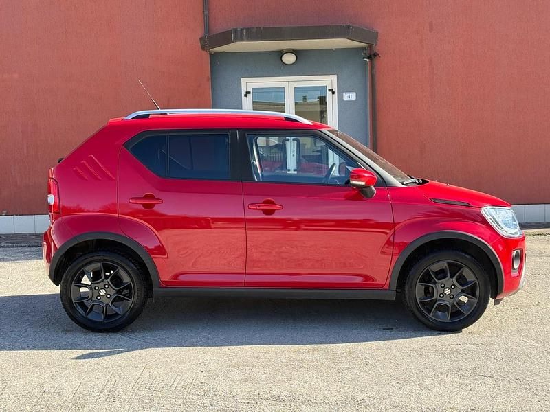 Usata Suzuki Ignis 82 CV (60 kW) 2022 Rosso SUV