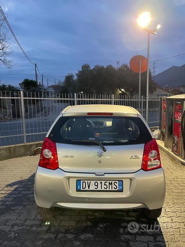 Usata Suzuki Alto 68 CV (50 kW) 2009 Grigio Utilitaria