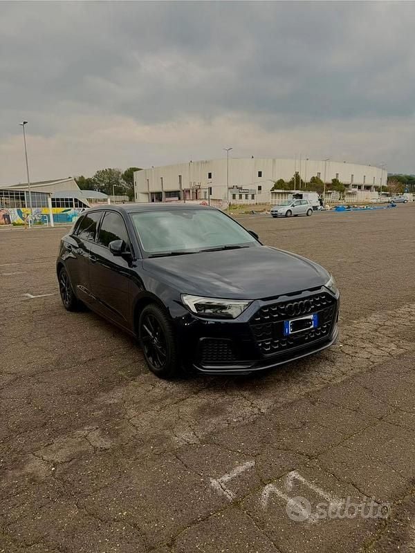 Usata Audi A1 Sportback 116 CV (85 kW) 2019 Blu Utilitaria