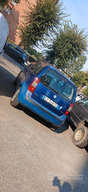 Usata Fiat Idea 95 CV (69 kW) 2006 Monovolume