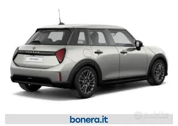Nuova Mini Cooper Essential 114 kW (156 CV) 2026 Utilitaria
