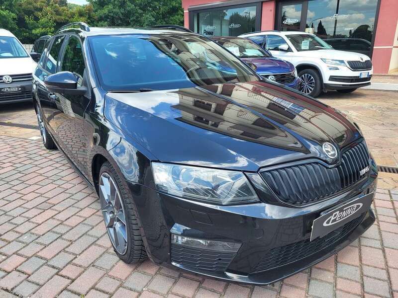 Nero tulipano perlato Usata 2013 Skoda Octavia RS Station wagon | 6900 € (Ottimo prezzo) - Immagine 1/4