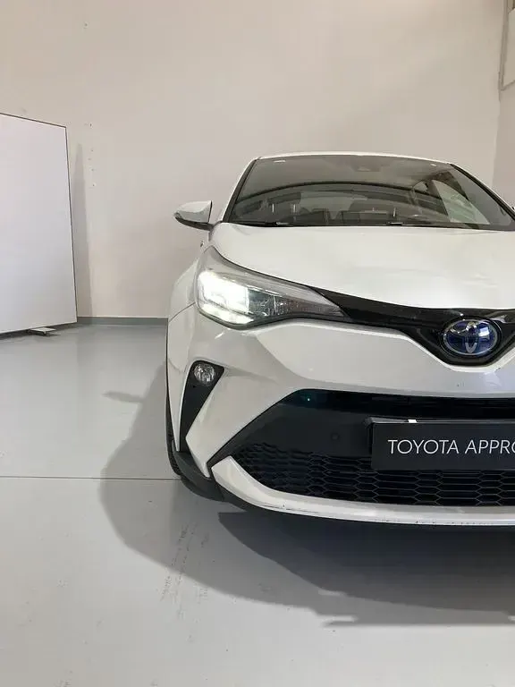 Usata Toyota C-HR Trend 184 CV (135 kW) 2021 Bianco SUV