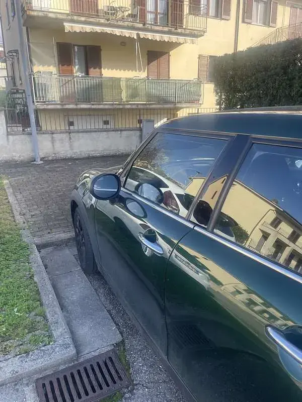 Begagnad Mini ONE 102 HK (75 kW) 2017 Grön Halvkombi