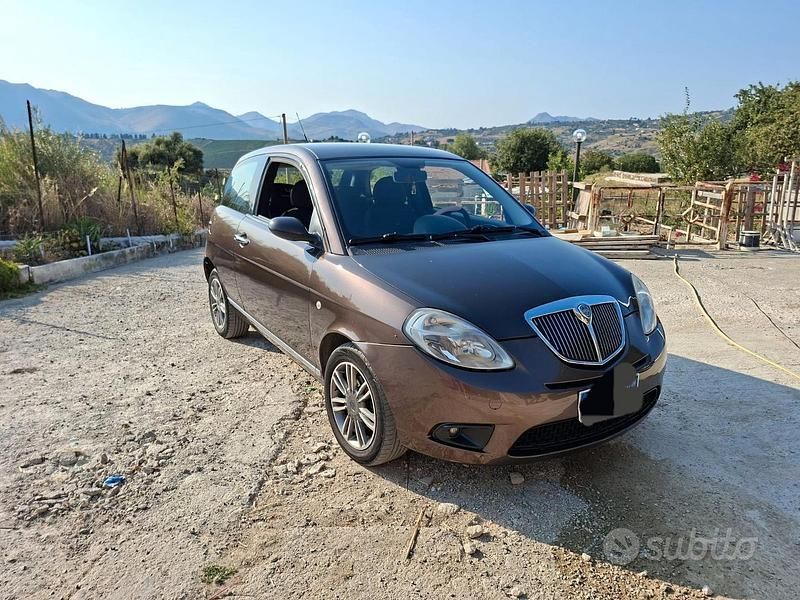 Usata Lancia Ypsilon 69 CV (50 kW) 2009 Utilitaria