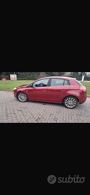 Usata Fiat Bravo 80 CV (58 kW) 2007 Rosso Utilitaria