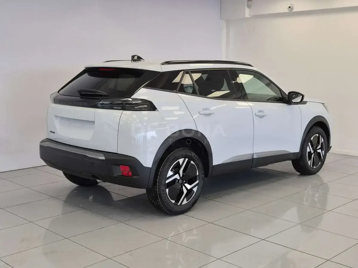 Nuova Peugeot 2008 Allure 101 CV (74 kW) 2025 Bianco okenite SUV