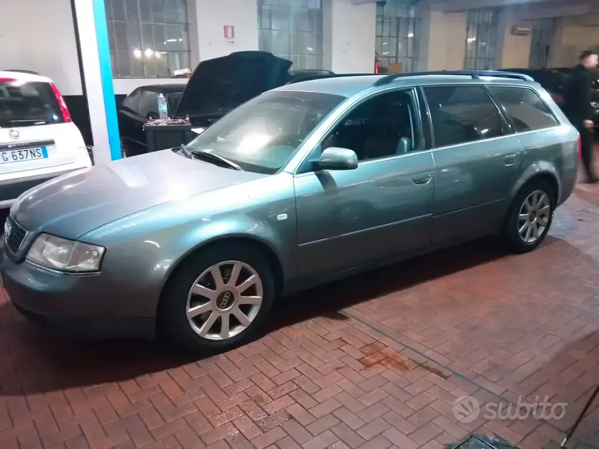 Usata Audi A6 193 CV (141 kW) 2000 Grigio Station wagon