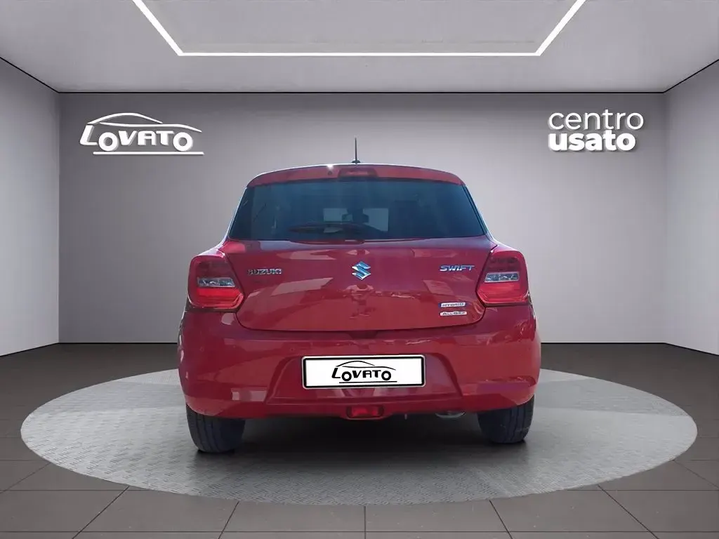 Usata Suzuki Swift 83 CV (61 kW) 2023 Rosso Utilitaria