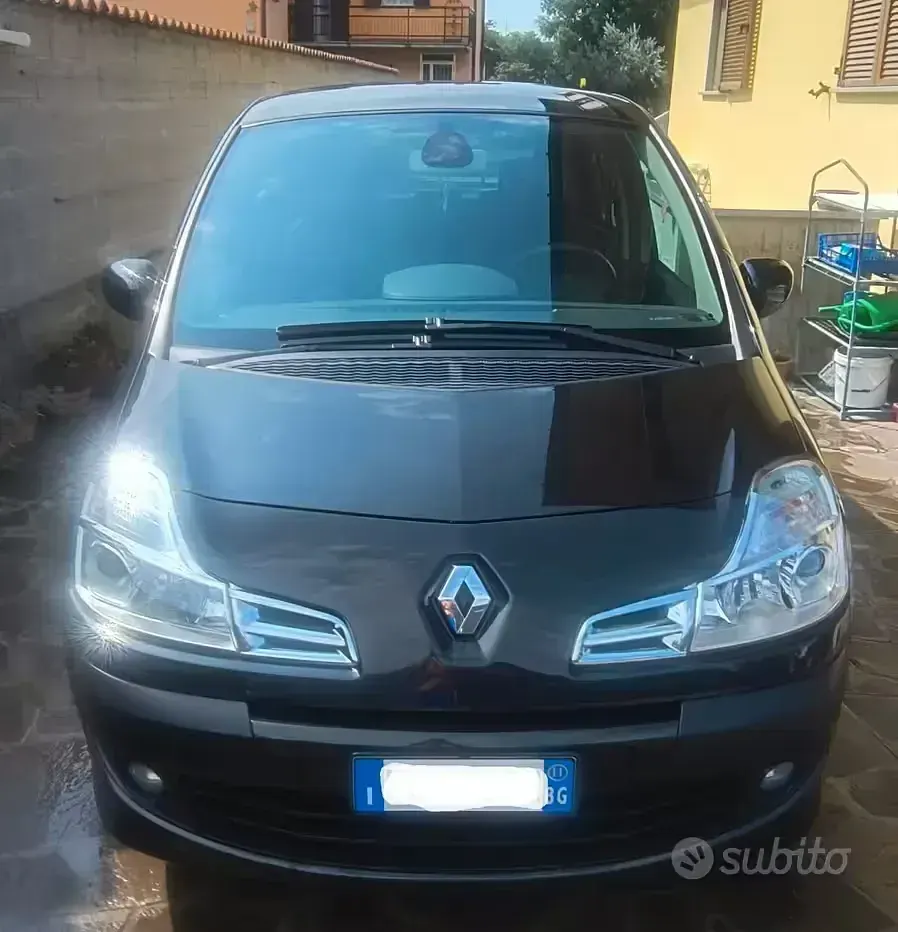 Usata Renault Grand Modus Expression 75 CV (55 kW) 2011 Nero Monovolume