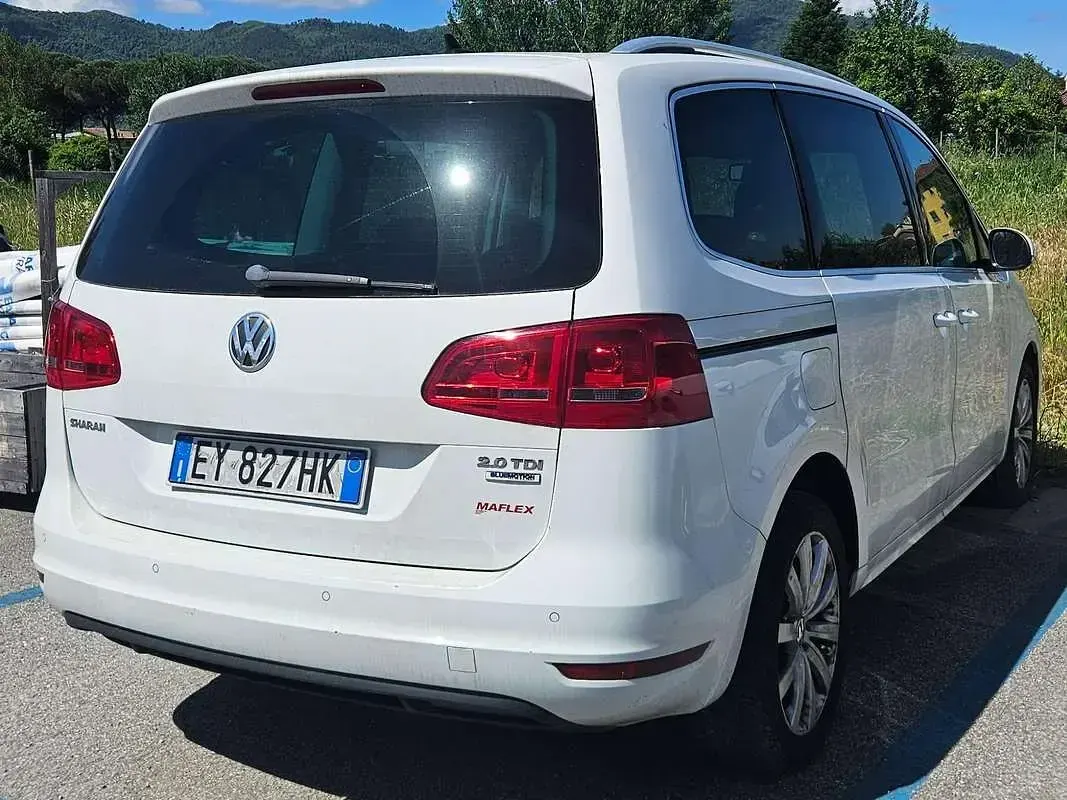 Usata VW Sharan Highline 140 CV (102 kW) 2015 Bianco Monovolume