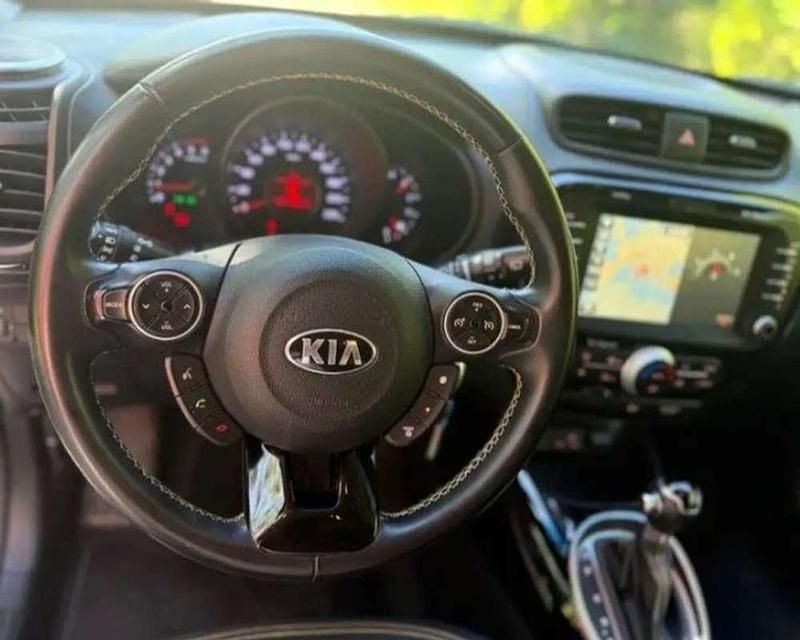 Usata Kia Soul 136 CV (100 kW) 2015 Grigio SUV