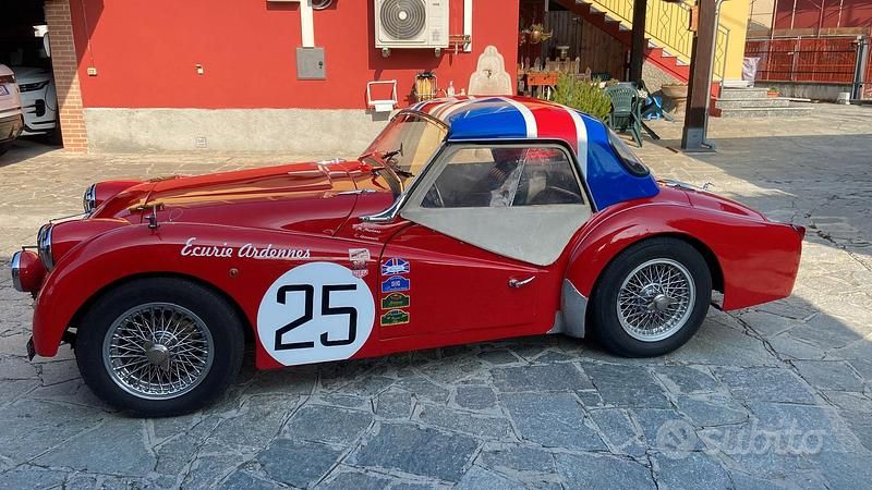 Usata Triumph TR3 1960 Rosso Cabrio