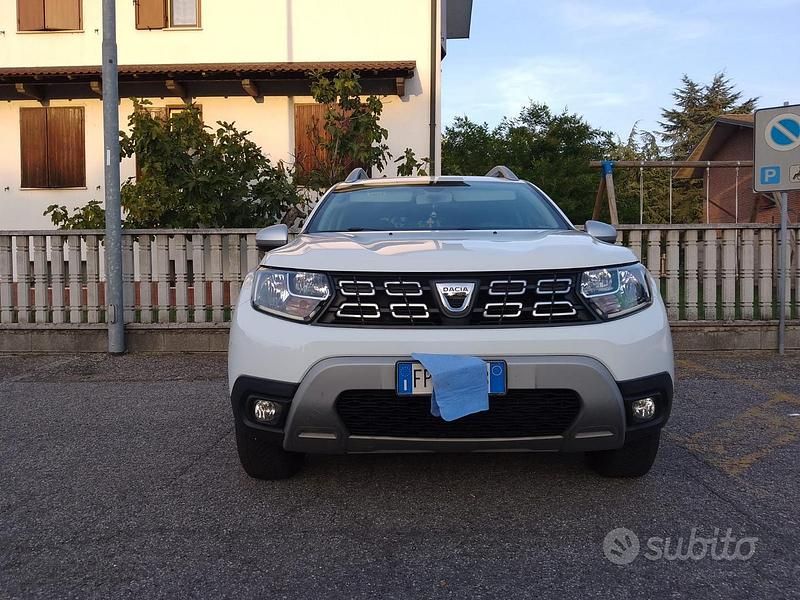 Usata Dacia Duster 114 CV (83 kW) 2018 Bianco SUV
