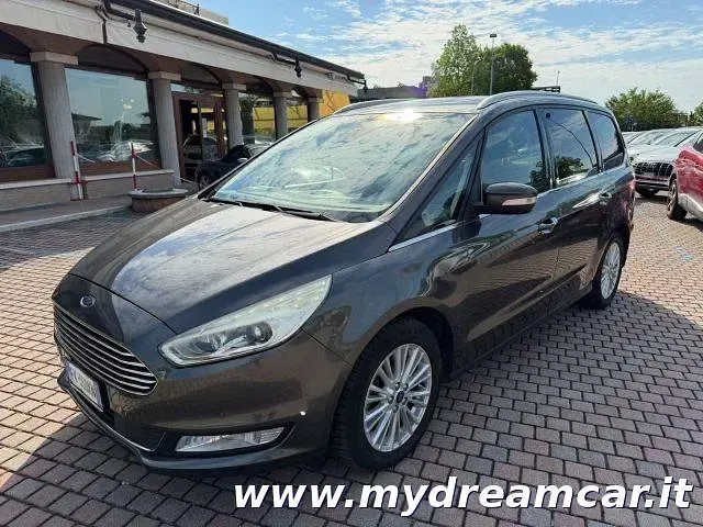Usata Ford Galaxy Titanium 179 CV (131 kW) 2017 Grigio Monovolume