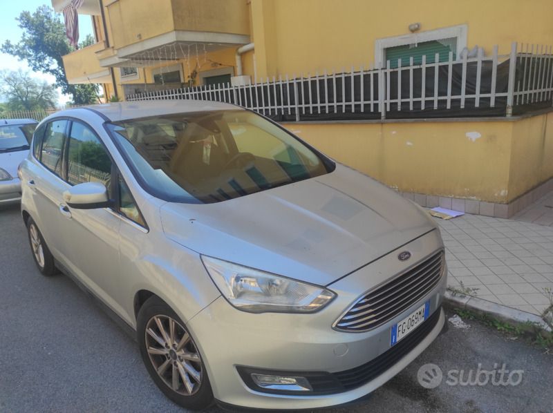 Usata 2017 Ford C-MAX Monovolume | 8000 € (Super prezzo) - Immagine 1/4