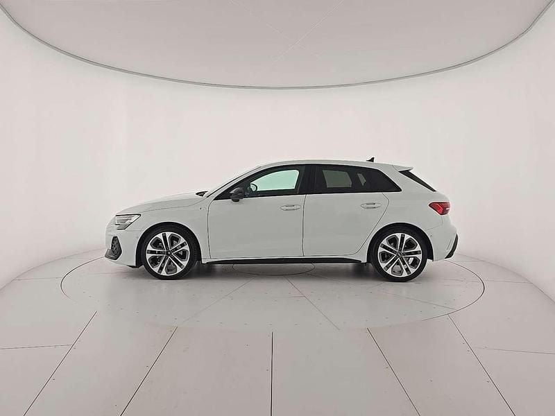 Usata Audi A3 Sportback S-Line 150 CV (110 kW) 2025 Bianco Utilitaria