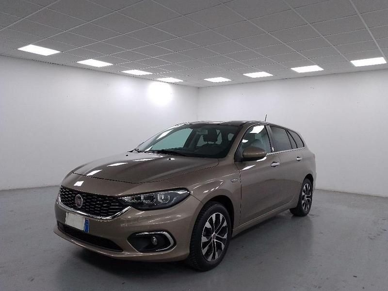 Usata Fiat Tipo Business 120 CV (88 kW) 2020 Grigio Station wagon