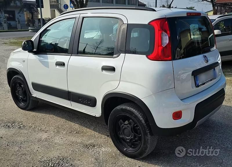 Usata Fiat Panda 4x4 86 CV (63 kW) 2017 Bianco Utilitaria