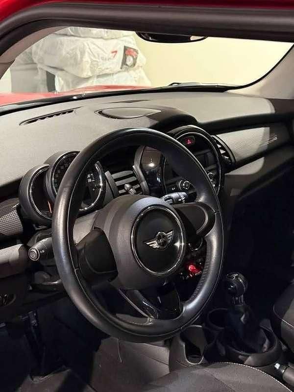 Usata Mini ONE Seven 90 CV (66 kW) 2006 Rosso Utilitaria