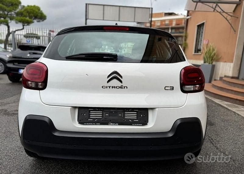 Begagnad Citroën C3 Shine 110 HK (80 kW) 2019 Vit Halvkombi