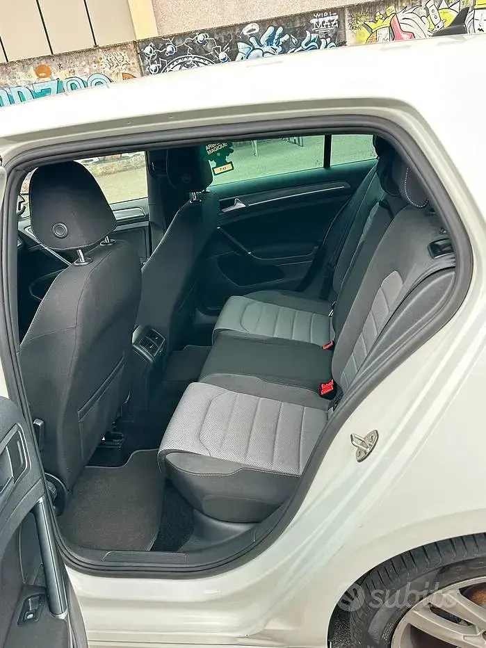 Usata VW Golf VII 2016 Bianco Utilitaria