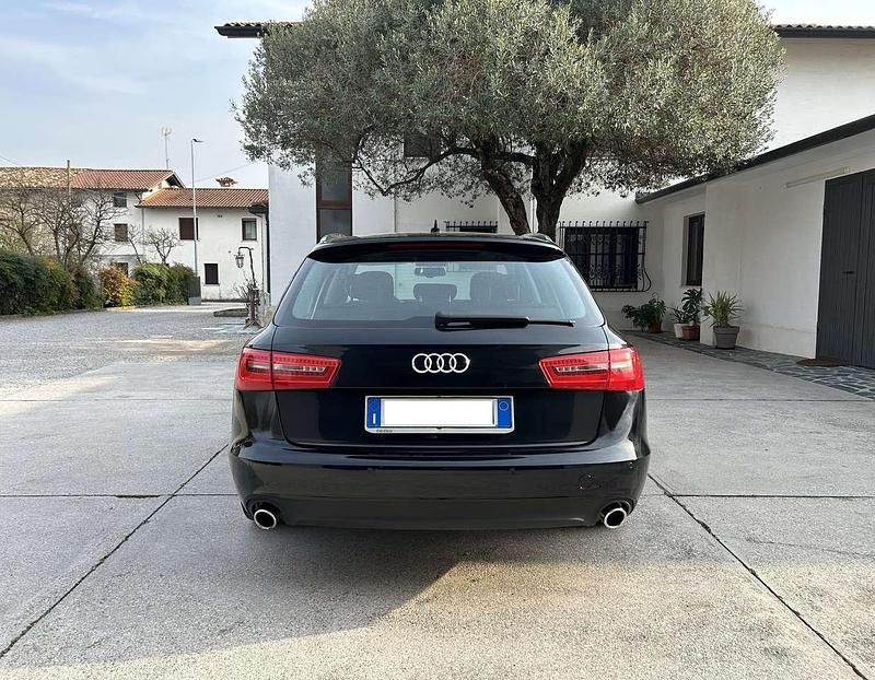 Usata Audi A6 Ambiente 204 CV (150 kW) 2015 Nero Station wagon