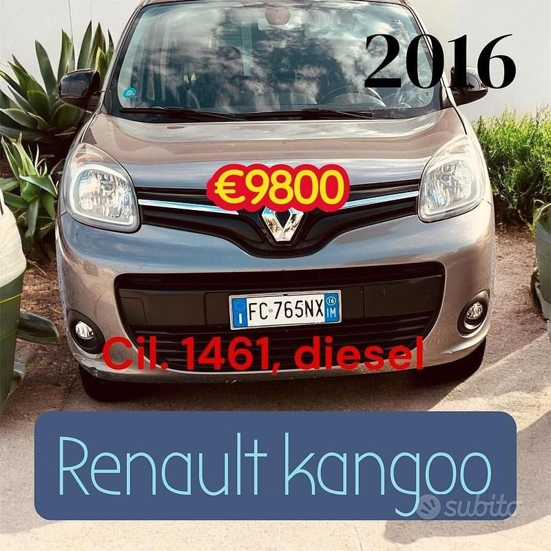 Grigio Usata 2016 Renault Kangoo Monovolume | 9800 € (Molto cara) - Immagine 1/4