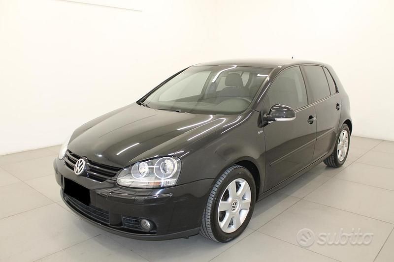 Nero Usata 2006 VW Golf Sportline Tre volumi | 3200 € (Buon prezzo) - Immagine 1/4