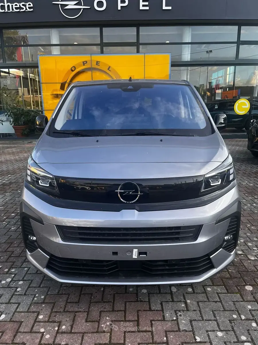 Nuova Opel Zafira Life Business Edition 177 CV (130 kW) 2025 Gray Monovolume