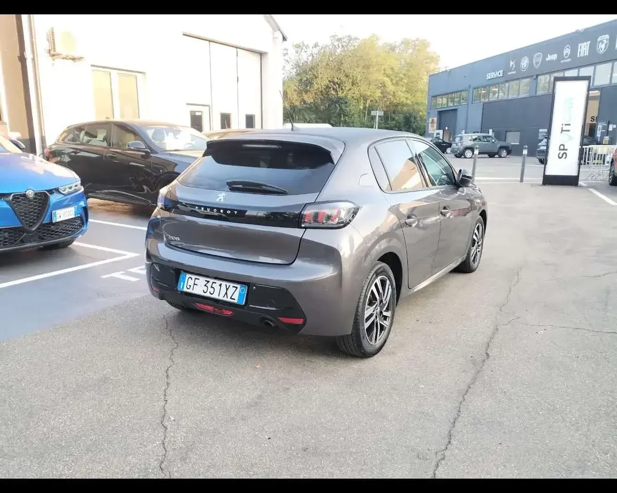 Usata Peugeot 208 75 CV (55 kW) 2021 Grigio Utilitaria
