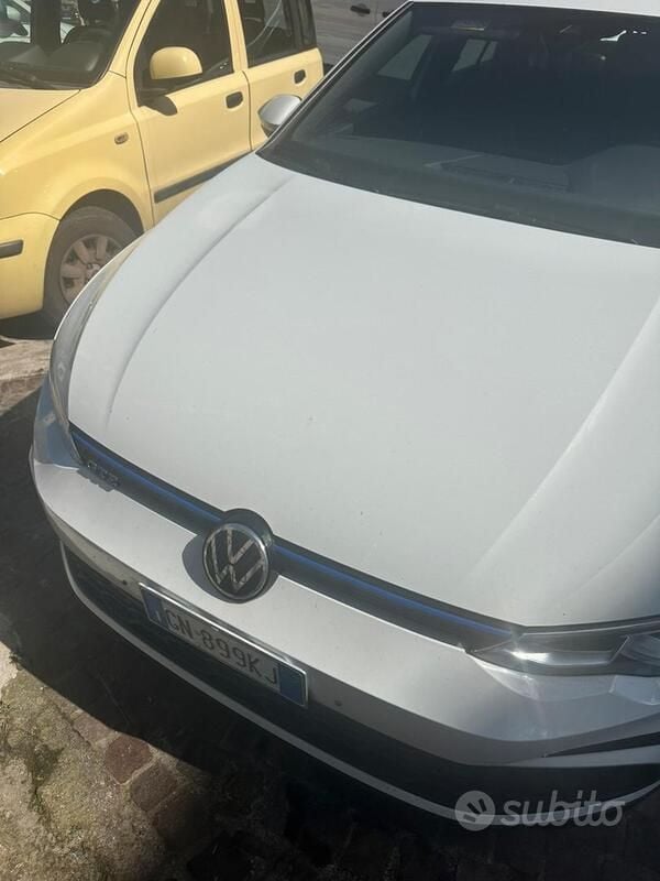 Usata VW Golf VIII GTE 2020 Bianco