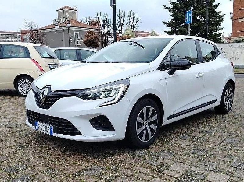 Usata Renault Clio V SE 65 CV (47 kW) 2023 Bianco Berlina