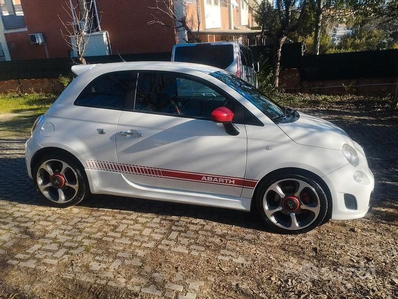 Usata Abarth 500 135 CV (99 kW) 2008 Bianco Utilitaria