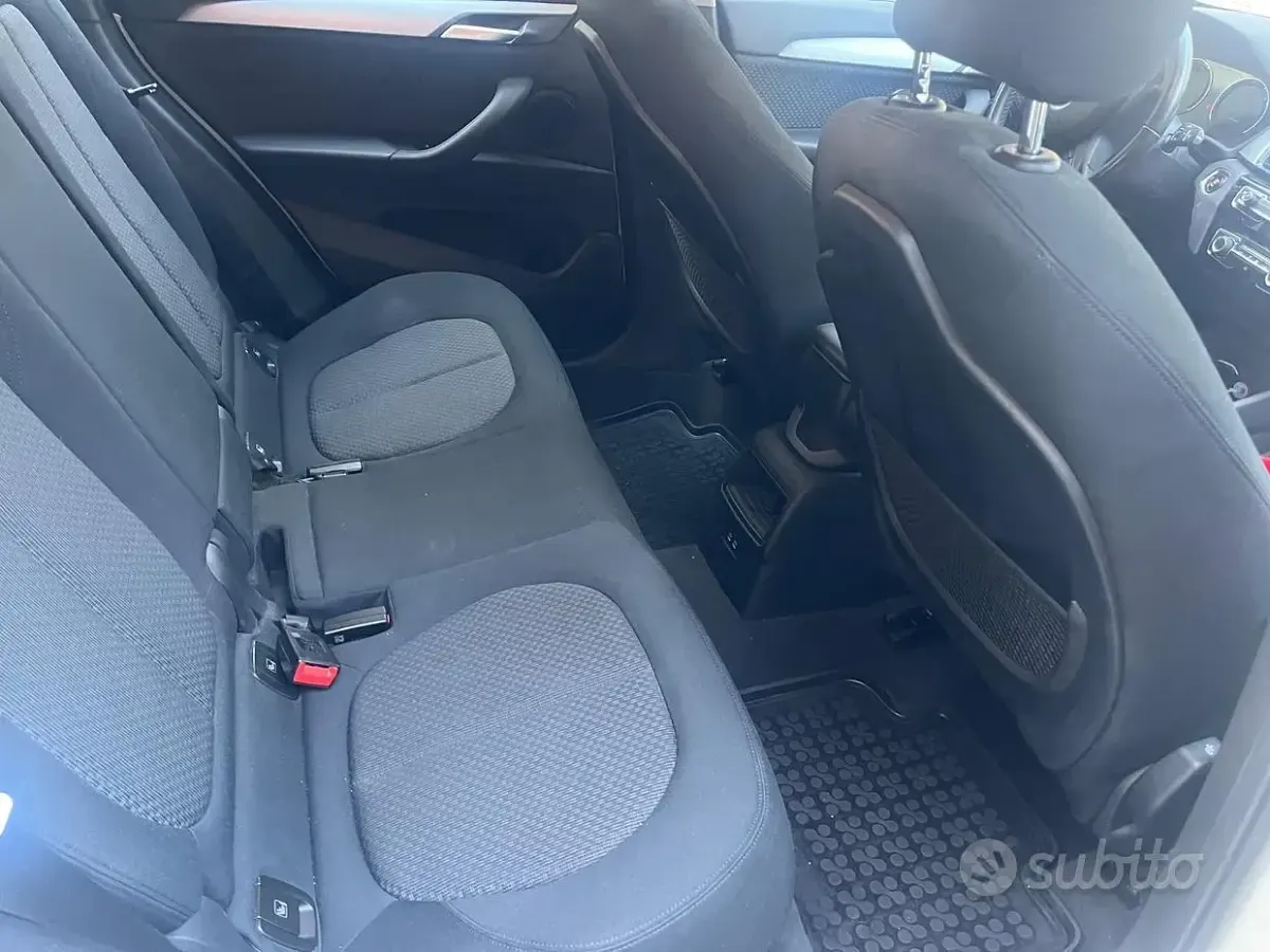 Usata BMW X1 116 CV (85 kW) 2021 Bianco SUV