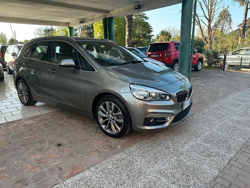 Usata BMW 225 135 CV (99 kW) 2016 Grigio Monovolume