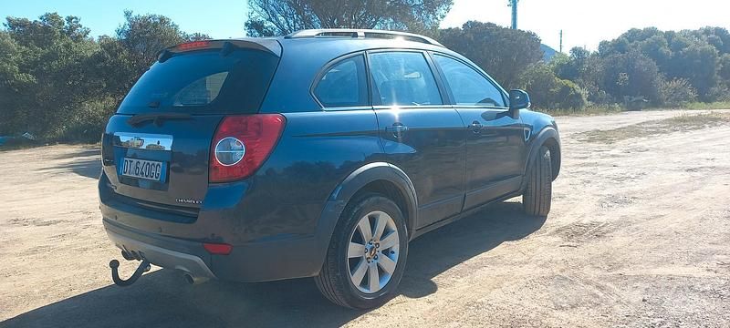 Usata Chevrolet Captiva 2009 Blu SUV