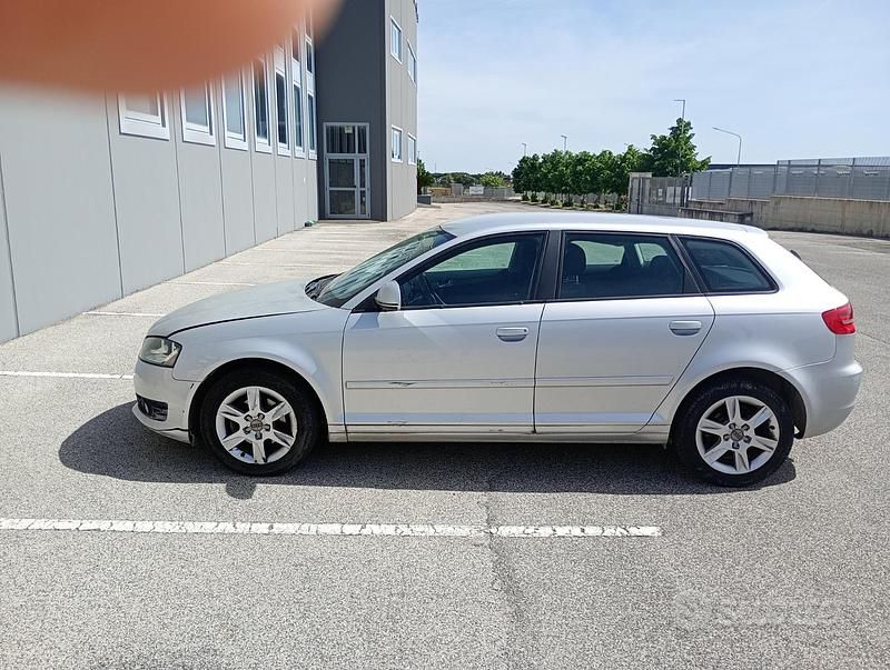 Usata Audi A3 102 CV (75 kW) 2010 Grigio Station wagon