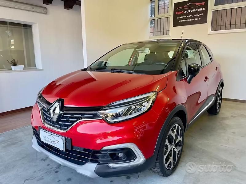 Usata Renault Captur Intens 90 CV (66 kW) 2019 Rosso SUV