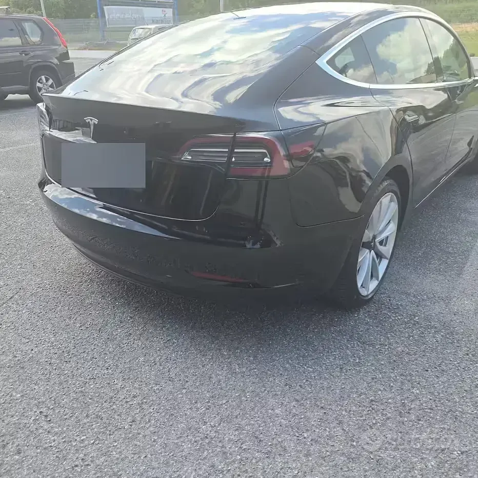 Usata Tesla Model 3 Standard Range Plus 100 kW (136 CV) 2019 Berlina