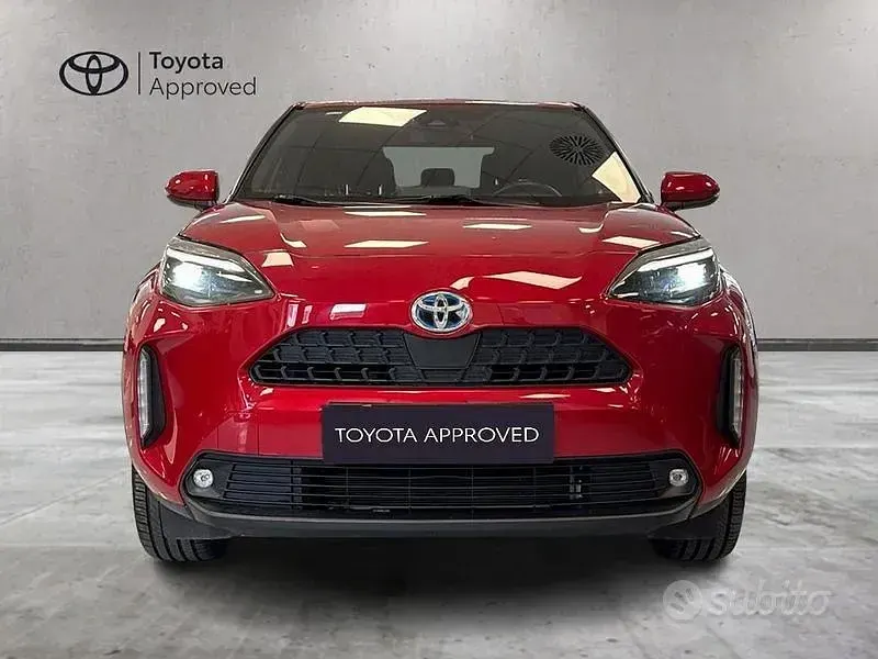 Gebraucht Toyota Yaris Cross Trend 116 PS (85 kW) 2021 Rot SUV
