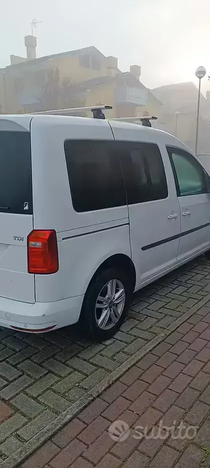 Usata VW Caddy 102 CV (75 kW) 2018 Monovolume