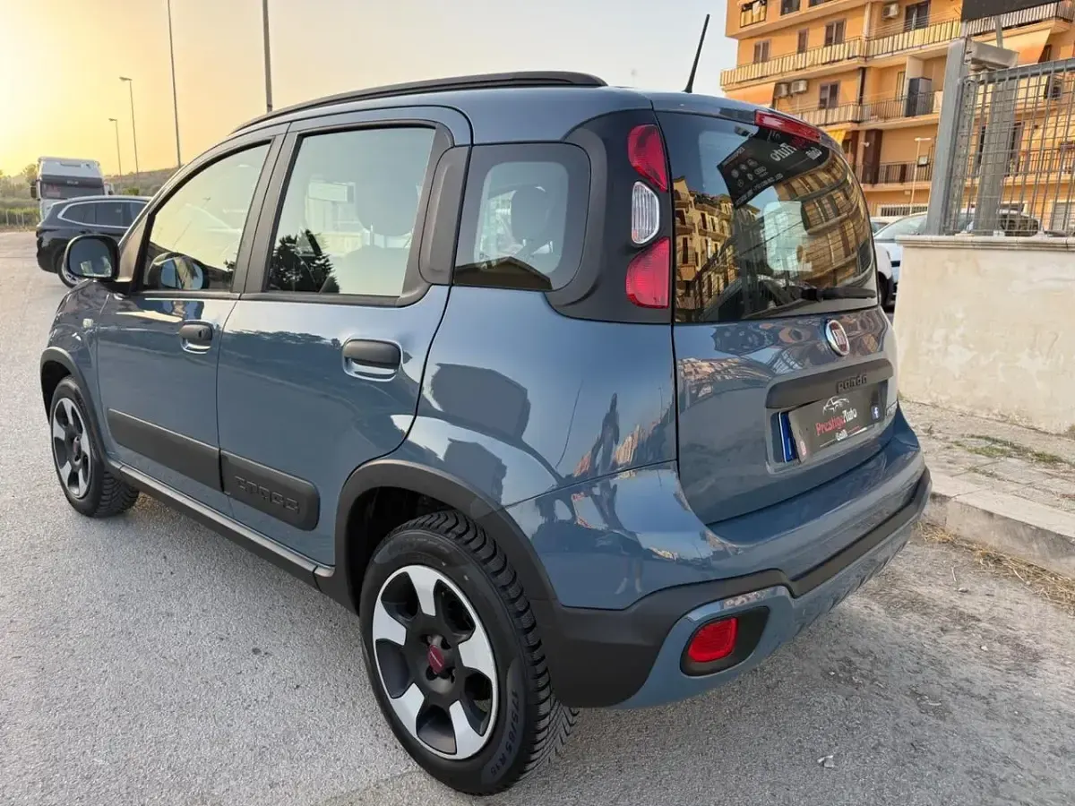 Usata Fiat Panda Cross Cross 70 CV (51 kW) 2021 Grigio Utilitaria