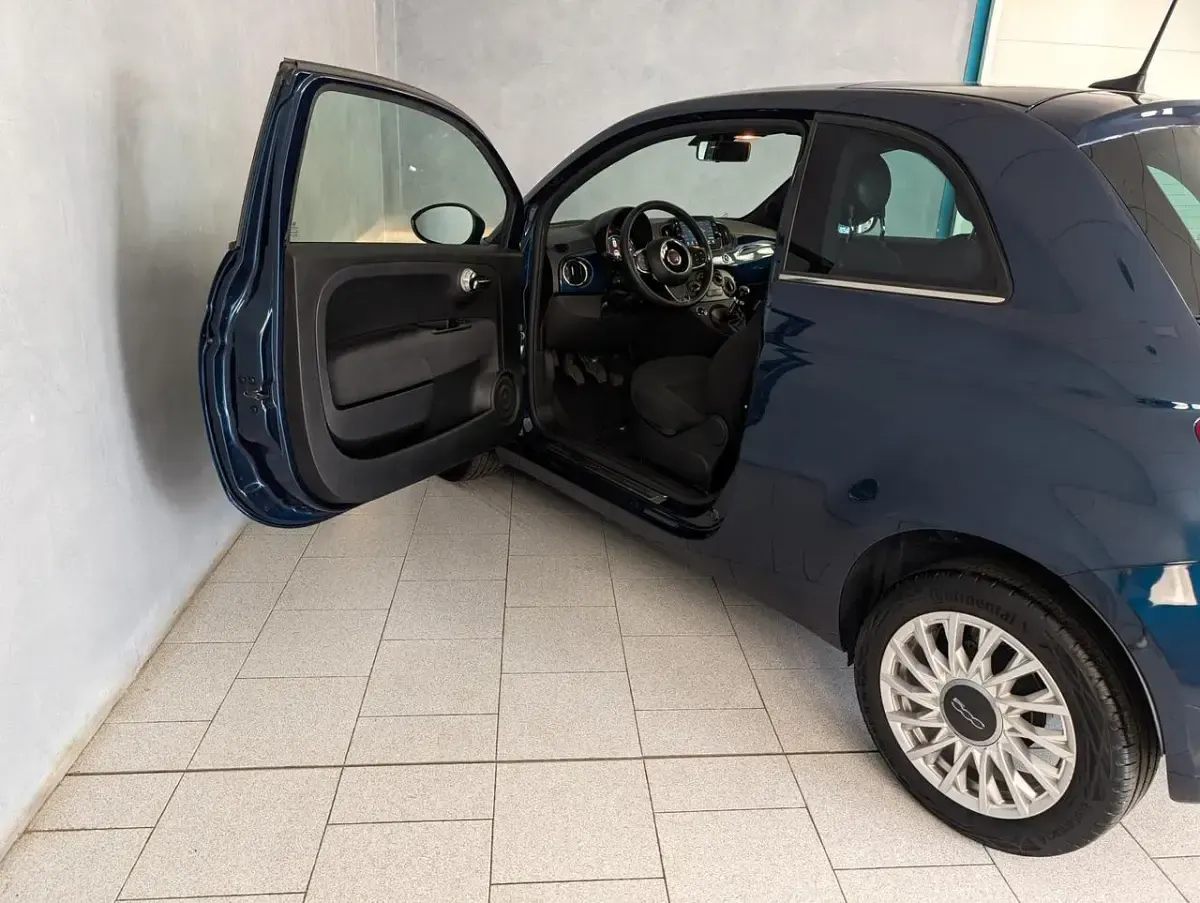 Usata Fiat 500 Dolcevita 69 CV (50 kW) 2023 Blu Berlina