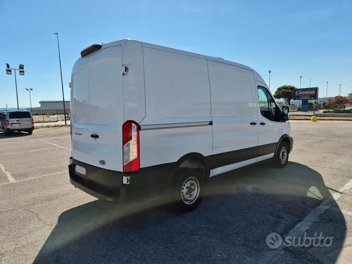 Usata Ford Transit Trend 131 CV (96 kW) 2021 Bianco Berlina