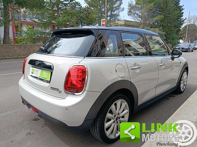 Usata Mini Cooper D Business 116 CV (85 kW) 2019 Grigio Utilitaria