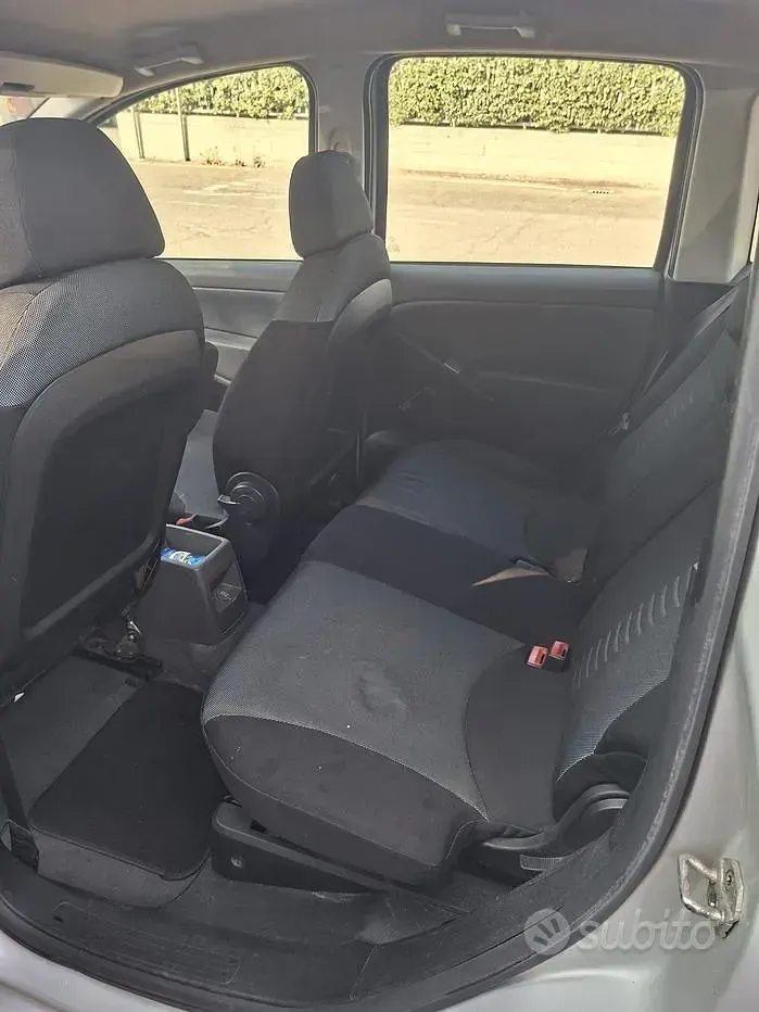 Usata Fiat Idea 69 CV (50 kW) 2006 Grigio Monovolume